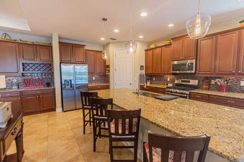 11192 SW Maple Tree Lane, Port St. Lucie FL - photo 8 of 61