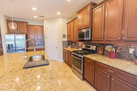 11192 SW Maple Tree Lane, Port St. Lucie FL - photo 10 of 61