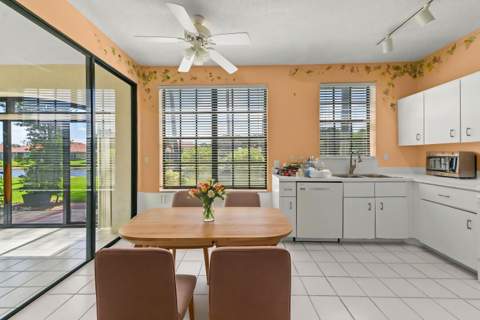 5965 Parkwalk Drive #913, Boynton Beach FL - photo 14 of 44