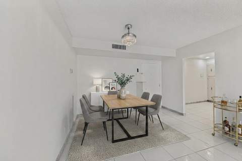 531 N Ocean Boulevard #805, Pompano Beach FL - photo 8 of 44
