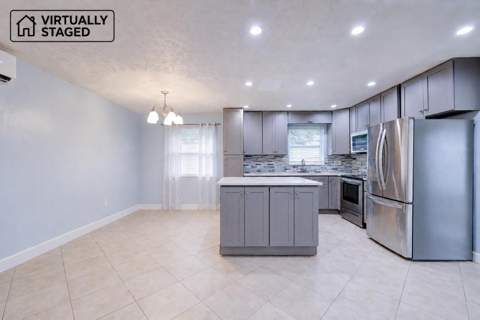 3394 SE Jefferson Street, Stuart FL - photo 8 of 18