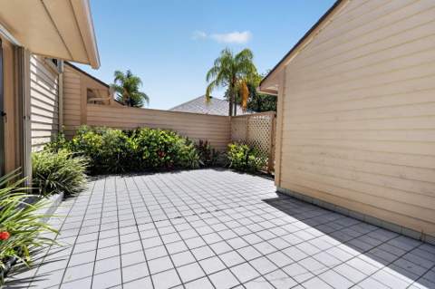 6130 SE Georgetown Place, Hobe Sound FL - photo 9 of 50