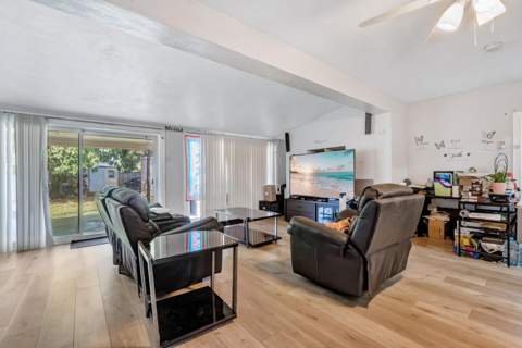 3250 E Glendale Boulevard, Fort Lauderdale FL - photo 6 of 27