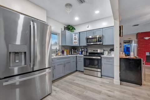 3250 E Glendale Boulevard, Fort Lauderdale FL - photo 9 of 27