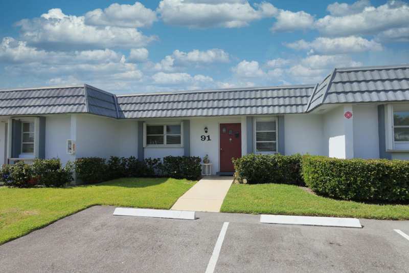 2 bedroom Condominium at 2886 Fernley Drive #91, Cresthaven Condo Townhomes Sec 1, West Palm Beach — photo 1