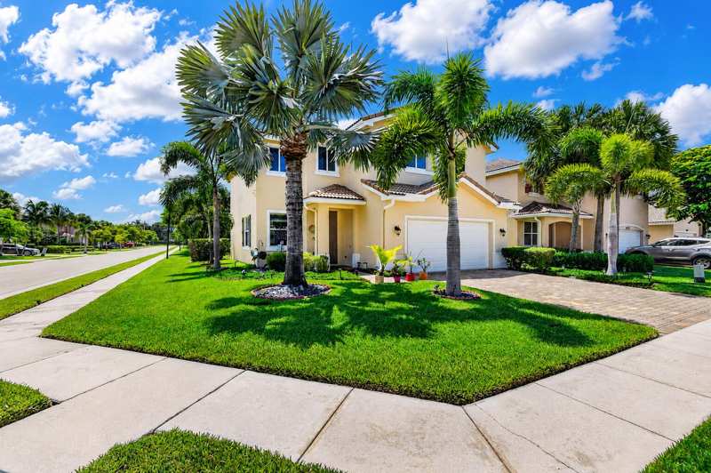 4 bedroom Single Family Residence at 5652 Caranday Palm Drive, Verona Estates, Greenacres — photo 1