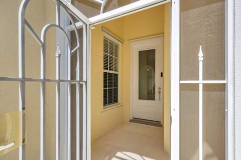 150 Euphrates Circle, Palm Beach Gardens FL - photo 12 of 66