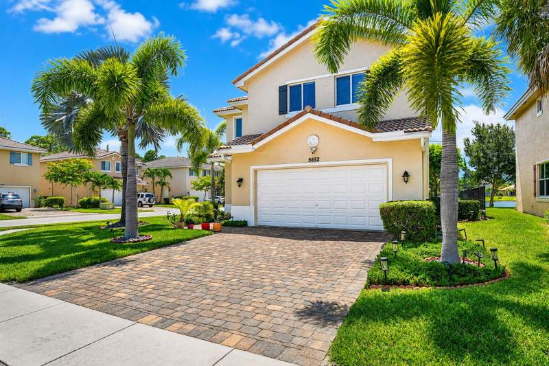 4 bedroom Single Family Residence at 5652 Caranday Palm Drive, Verona Estates, Greenacres — photo 3
