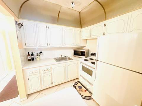 59 Oakridge, Deerfield Beach FL - photo 10 of 57