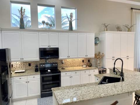 102 SE Rio Palermo, Port St. Lucie FL - photo 12 of 31