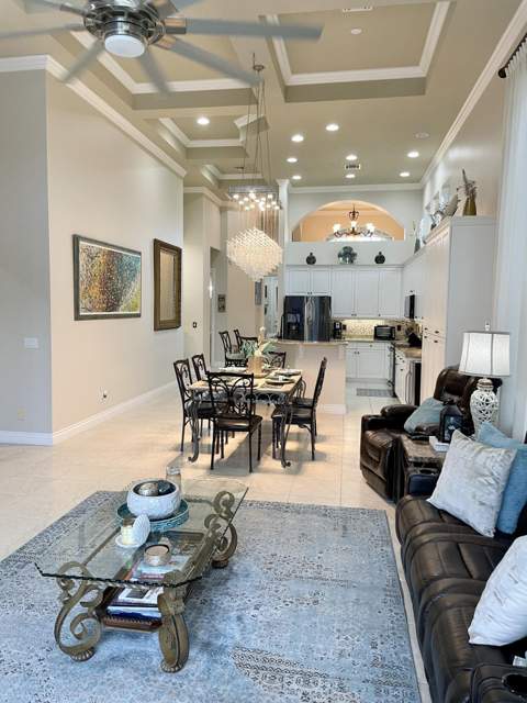 102 SE Rio Palermo, Port St. Lucie FL - photo 9 of 31