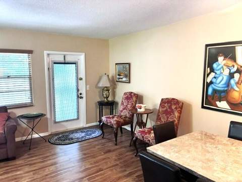 237 Farnham J, Deerfield Beach FL - photo 6 of 22