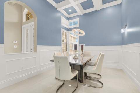 10469 Whitewind Circle, Boynton Beach FL - photo 10 of 64