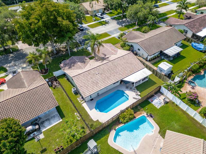 4 bedroom Single Family Residence at 5569 SW 112TH Terrace, Forest Lake, Cooper City — photo 3