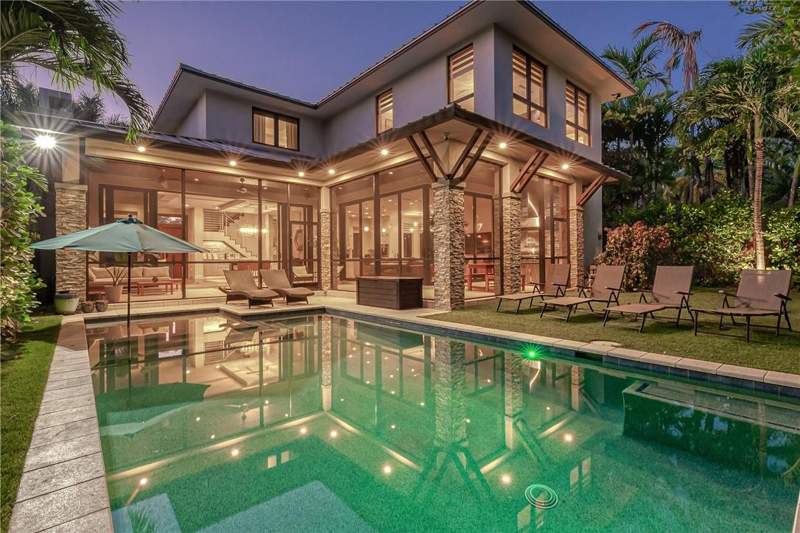 4 bedroom Single Family Residence at 404 NE 13th Avenue, Halls Add 1-134 D, Fort Lauderdale — photo 3
