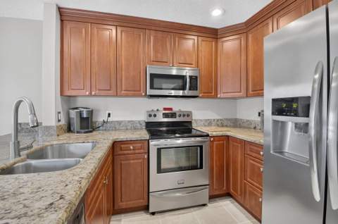 18838 Cloud Lake Circle, Boca Raton FL - photo 20 of 45