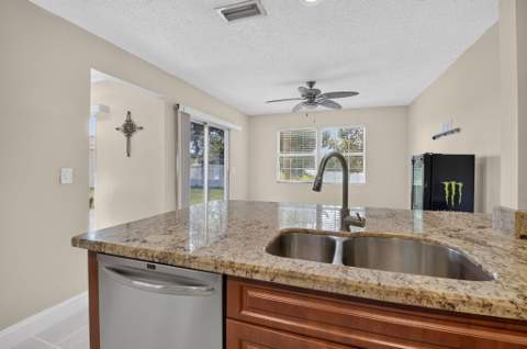 18838 Cloud Lake Circle, Boca Raton FL - photo 21 of 45