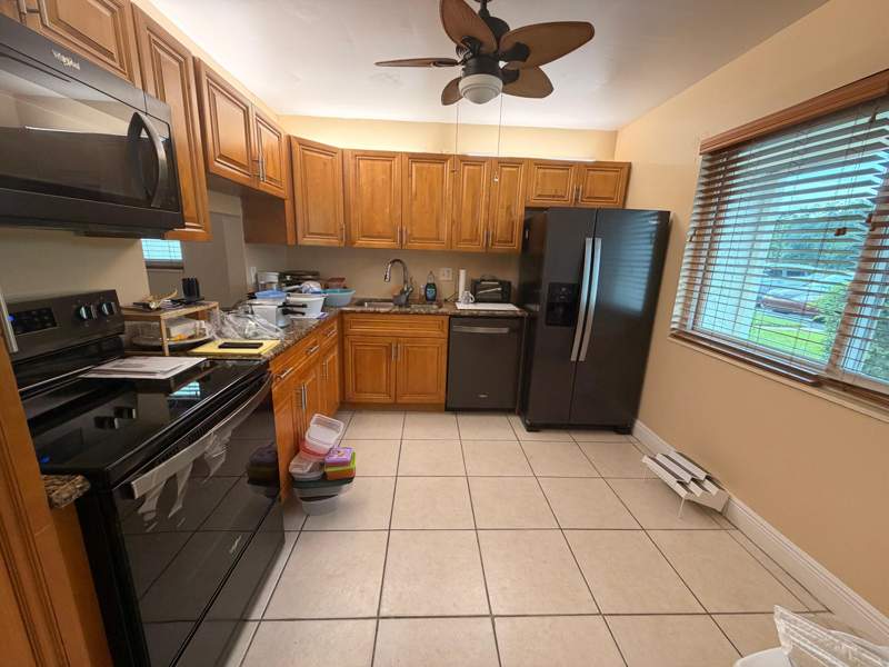 2 bedroom Condominium at 449 Golden River Drive, Golden Lakes Village Condo B C D, West Palm Beach — photo 5