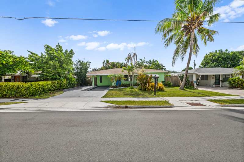 2 bedroom Single Family Residence at 4860 NE 6th Avenue, Garden Acres, Oakland Park — photo 1