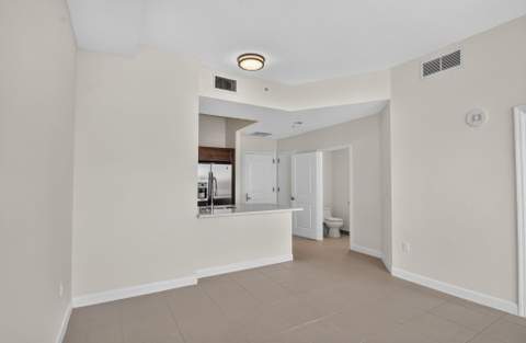 480 Hibiscus Street #515, West Palm Beach FL - photo 11 of 37