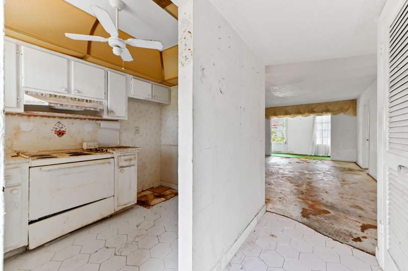2 bedroom Condominium at 3091 E Sunrise Lakes Drive #302, Sunrise Lakes, Sunrise — photo 3