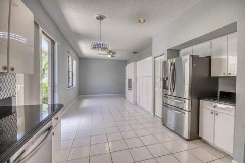 4557 Barclay Fair Way, Lake Worth FL - photo 14 of 67