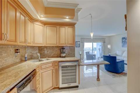 3850 Washington Street #812, Hollywood FL - photo 19 of 34