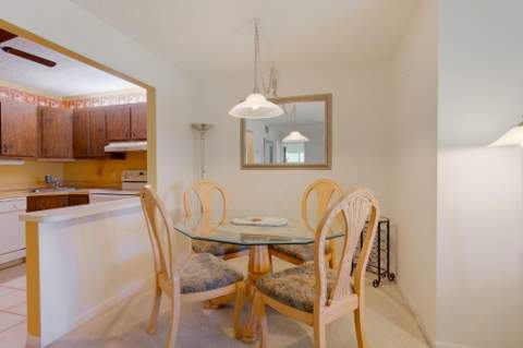 318 Pine Ridge Circle #C-2, Greenacres FL - photo 11 of 30