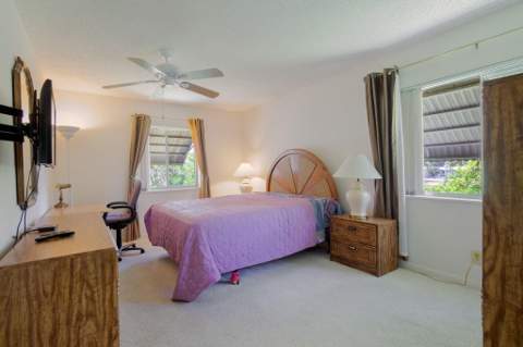 318 Pine Ridge Circle #C-2, Greenacres FL - photo 17 of 30