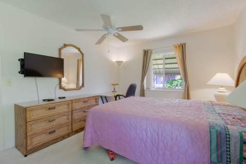 318 Pine Ridge Circle #C-2, Greenacres FL - photo 18 of 30