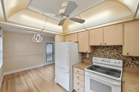 442 Normandy J, Delray Beach FL - photo 16 of 33