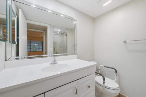 442 Normandy J, Delray Beach FL - photo 22 of 33