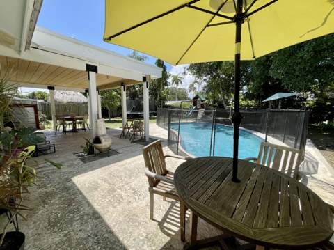 415 Beacon Street, Tequesta FL - photo 20 of 23