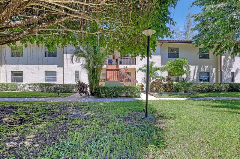 2 bedroom Condominium at 21662 Arriba Real #44-D, Glades Of Boca Lago Condo, Boca Raton — photo 5