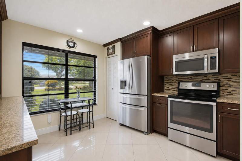 3 bedroom Single Family Residence at 1470 Summit Run Circle, Summit Pines Unit 2, West Palm Beach — photo 3