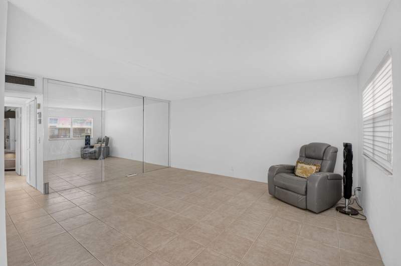 2 bedroom Condominium at 65 Saxony B, Saxony B/Kings Point, Delray Beach — photo 5