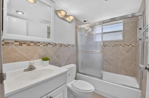 65 Saxony B, Delray Beach FL - photo 9 of 25