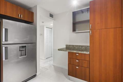 14 Vía De Casas Sur #103, Boynton Beach FL - photo 10 of 35