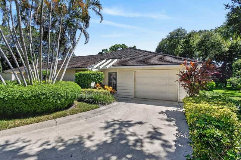 3 bedroom Condominium at 11453 Shady Oaks Lane, Twelve Oaks Condo, North Palm Beach — photo 1
