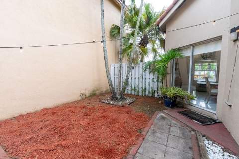 1284 NW 125th Terrace, Sunrise FL - photo 12 of 84
