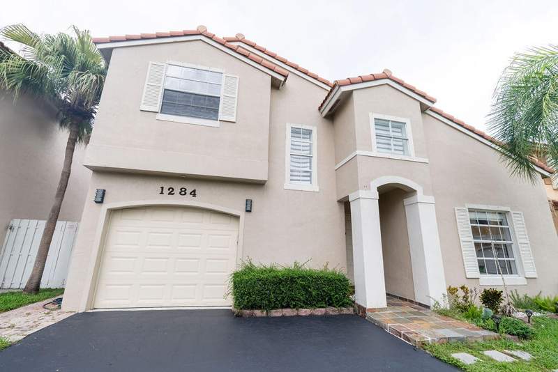 3 bedroom Single Family Residence at 1284 NW 125th Terrace, Savannah Plat 3, Sunrise — photo 4