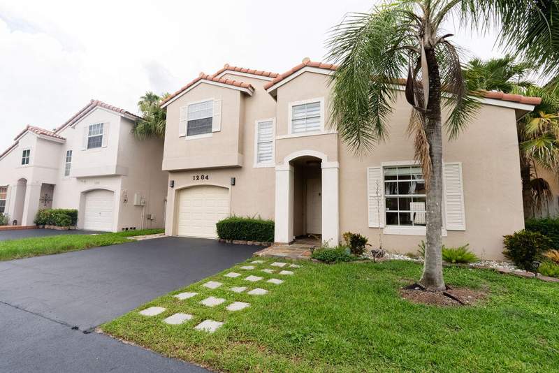 3 bedroom Single Family Residence at 1284 NW 125th Terrace, Savannah Plat 3, Sunrise — photo 5
