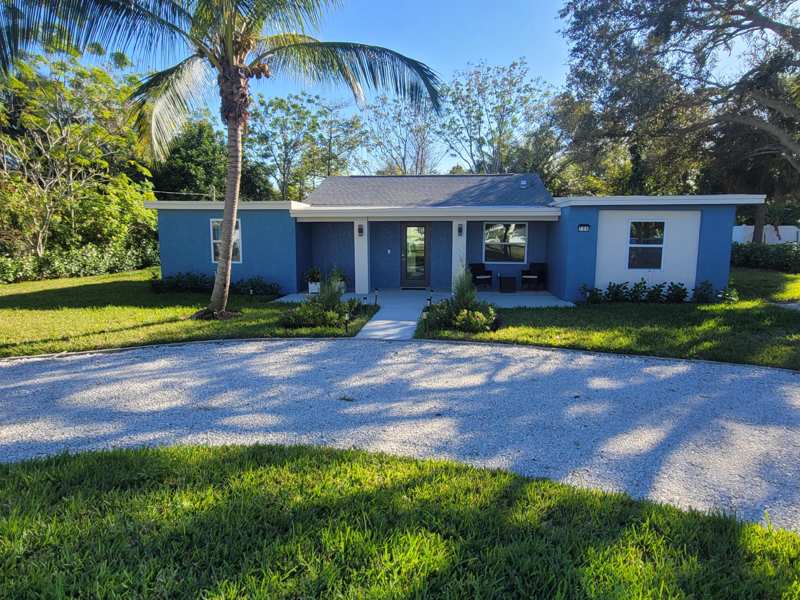4 bedroom Single Family Residence at 106 E Chandler Road, Cloud Lake, West Palm Beach — photo 1