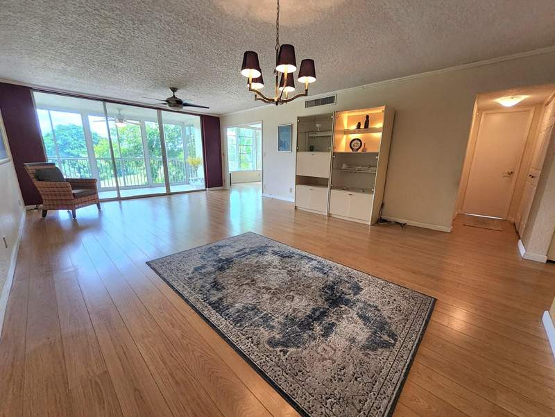 3 bedroom Condominium at 3151 S Palm Aire Drive #301, No 35 Palm-Aire Country Club, Pompano Beach — photo 4