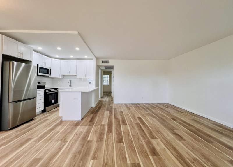 2 bedroom Condominium at 5 Hastings A, Century Village -Hastings Condos, West Palm Beach — photo 2