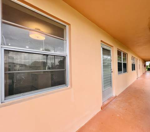 5 Hastings A, West Palm Beach FL - photo 14 of 19