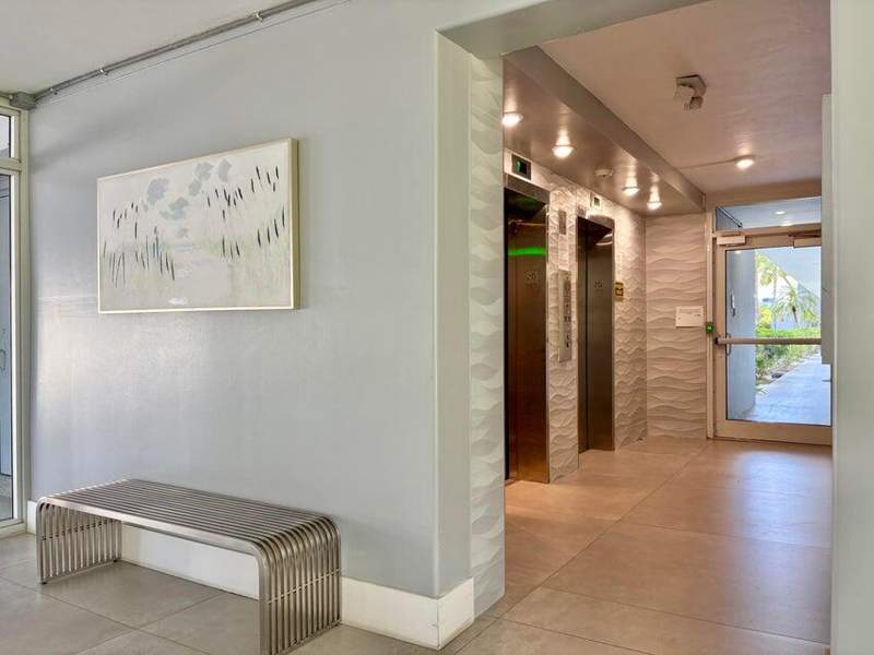 2 bedroom Condominium at 5700 NW 2nd Avenue #202, Boca Teeca Condominium Unit Three S1/2 Of Lt 3 All, Boca Raton — photo 4