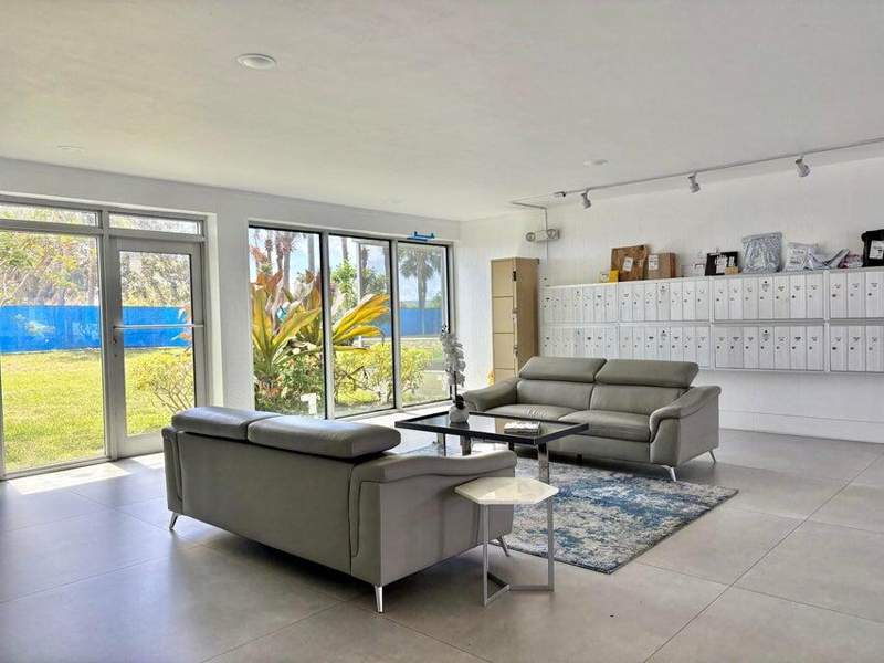 2 bedroom Condominium at 5700 NW 2nd Avenue #202, Boca Teeca Condominium Unit Three S1/2 Of Lt 3 All, Boca Raton — photo 3