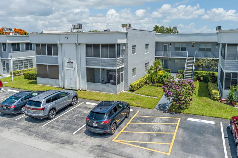 1 bedroom Condominium at 136 Flanders C, Kings Point Flanders Condos, Delray Beach — photo 2