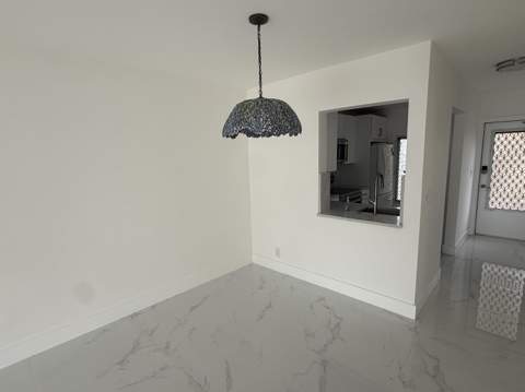460 Paradise Isle Boulevard #101, Hallandale Beach FL - photo 14 of 37